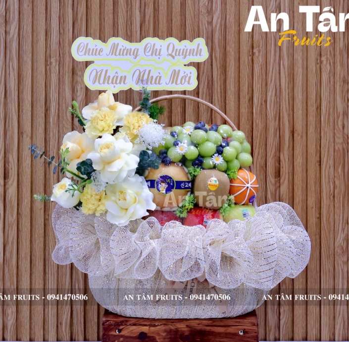 GIỎ TRÁI CÂY CHÚC MỪNG NHẬN NHÀ MỚI