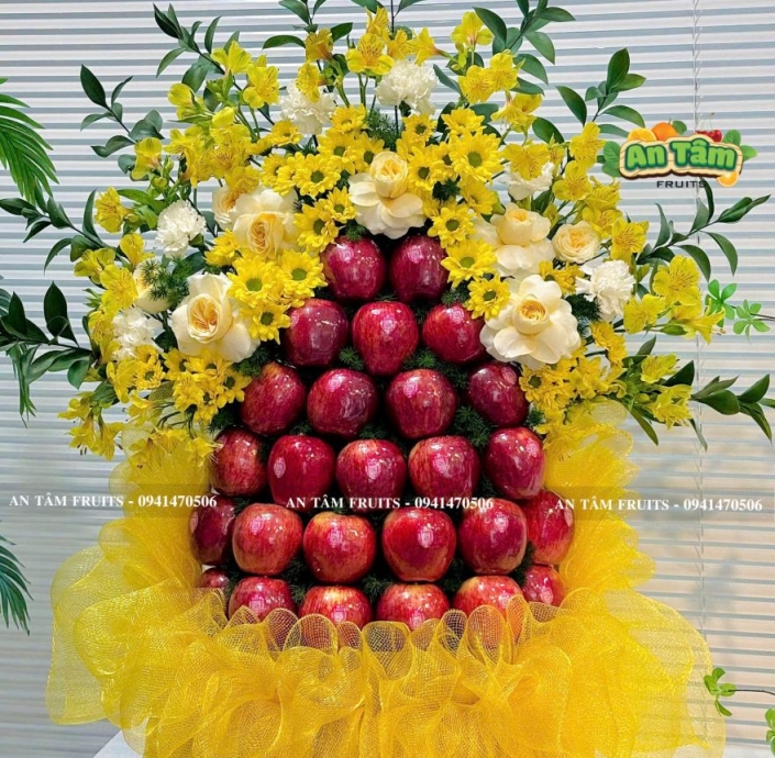 THÁP TÁO PHỐI HOA KINH LỄ