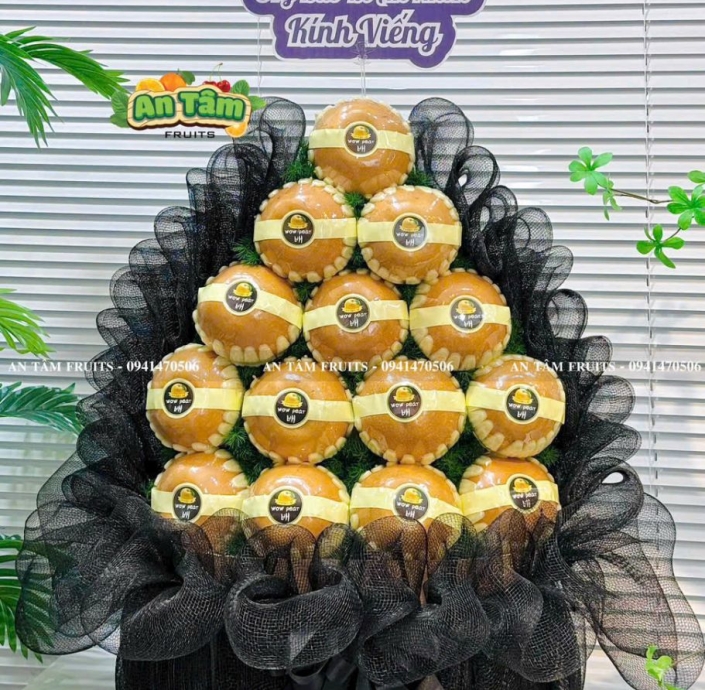 THÁP LÊ KÍNH VIẾNG 