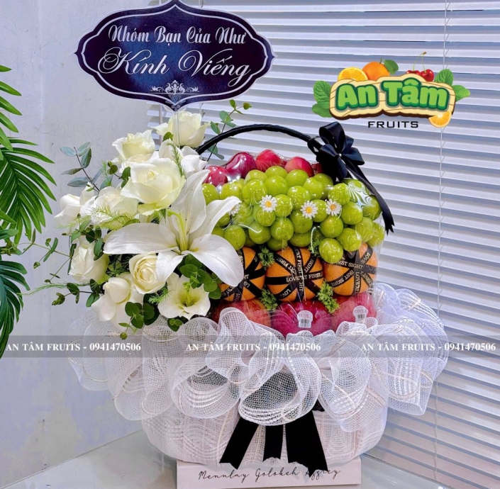 GIỎ KÍNH VIẾNG PHỐI HOA 