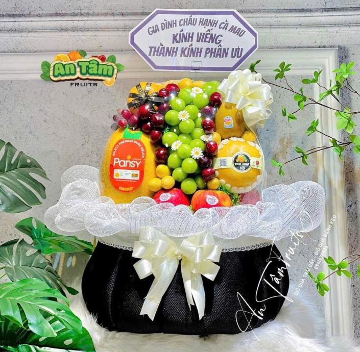 GIỎ TRÁI CÂY TONE ĐEN TRẮNG ĐÁM TANG KÍNH VIẾNG