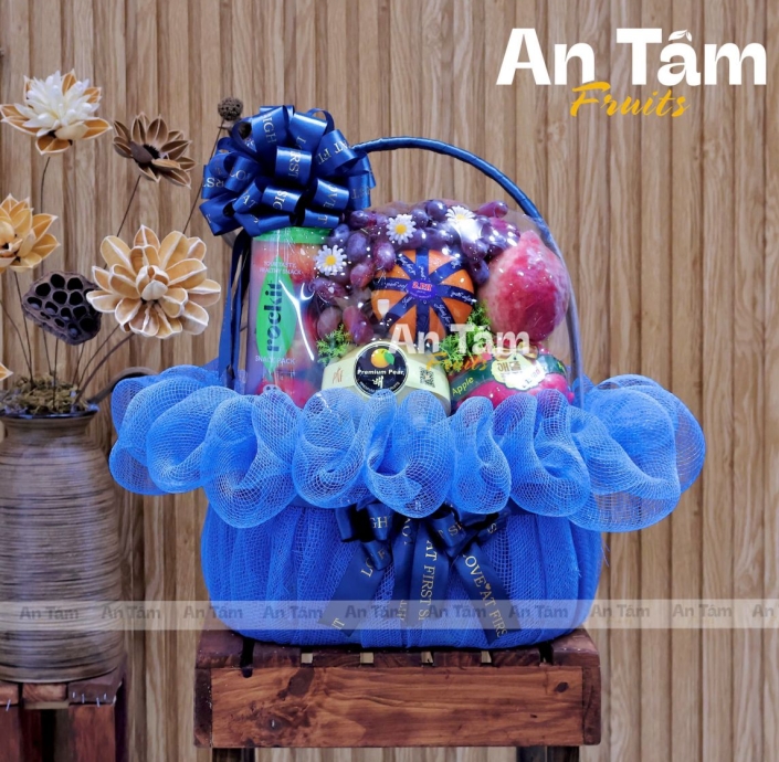 Giỏ trái cây tone xanh dương dâng hương