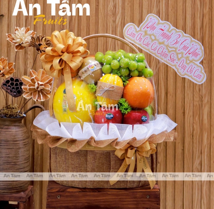GIỎ TRÁI CÂY TRI ÂN THÀY CÔ TONE NÂU SANG TRỌNG 