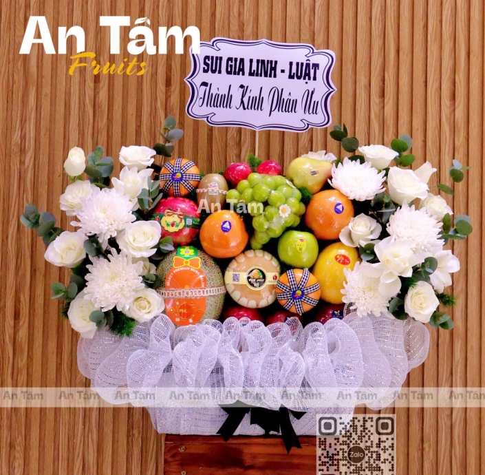 GIỎ TRÁI CÂY PHỐI HOA 2 BÊN KÍNH VIẾNG 1 MẶT TRÁI CAO CẤP