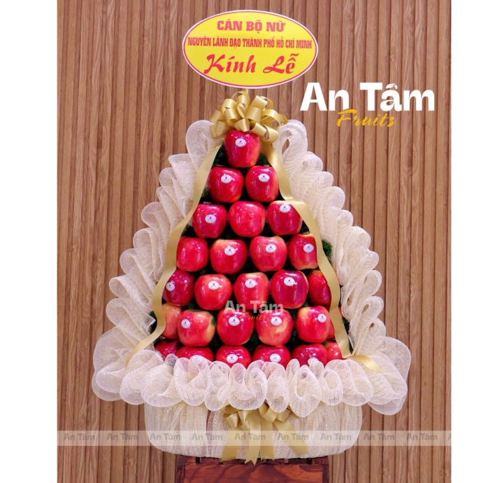 GIỎ TRÁI CÂY FULL 2 LOẠI TÁO 2 MẶT KÍNH LỄ 