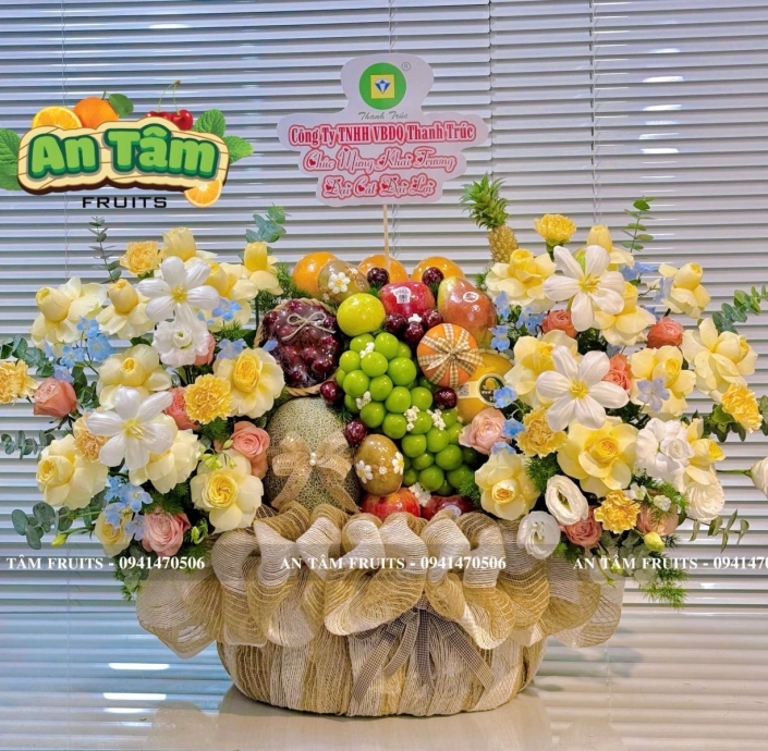 GIỎ TRÁI CÂY PHỐI HOA HIỆN ĐẠI CHÚC MỪNG SANG TRỌNG