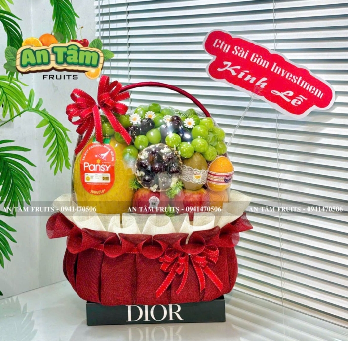 GIỎ TRÁI CÂY TONE ĐỎ DÂNG HƯƠNG