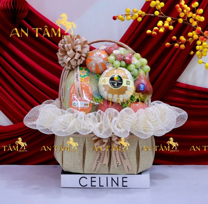 GIỎ TRÁI CÂY TONE NÂU TRẦM TẶNG SINH NHẬT CHO NAM
