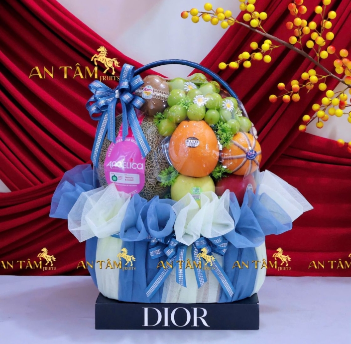 GIỎ TRÁI CÂY PHỐI MÀU LƯỚI HIỆN ĐẠI ĐẸP LÀM QUÀ TẶNG