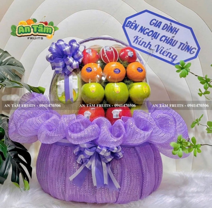 GIỎ KHÔNG NHO TONE TÍM DÂNG KÍNH VIẾNG 