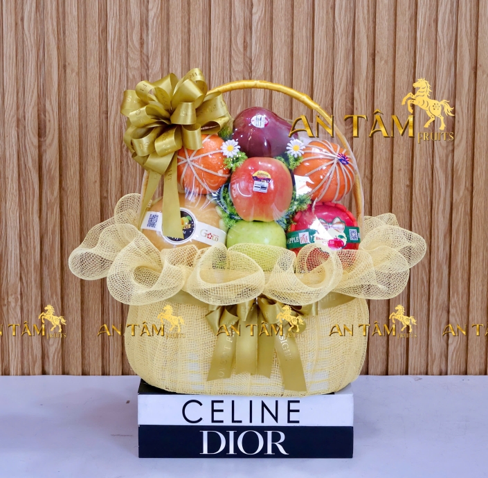 Giỏ trái cây tone vàng