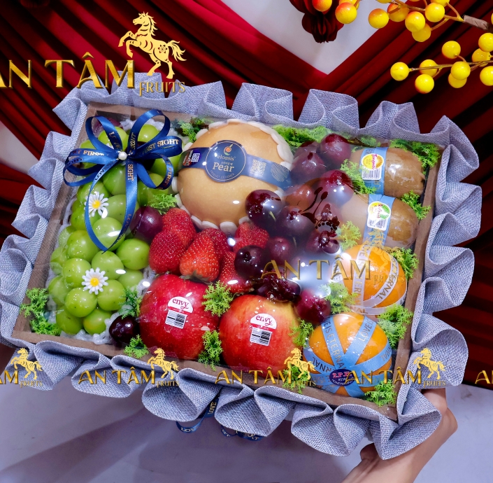 Khay trái cây tone màu đơn giản