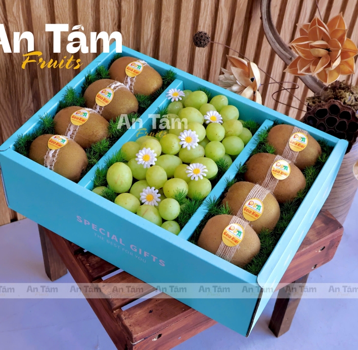 HỘP TRÁI CÂY MIX KIWI VÀ NHO XANH 