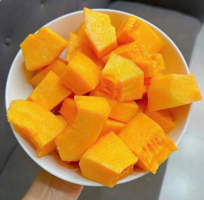 DƯA LƯỚI RUỘT CAM PANSY 