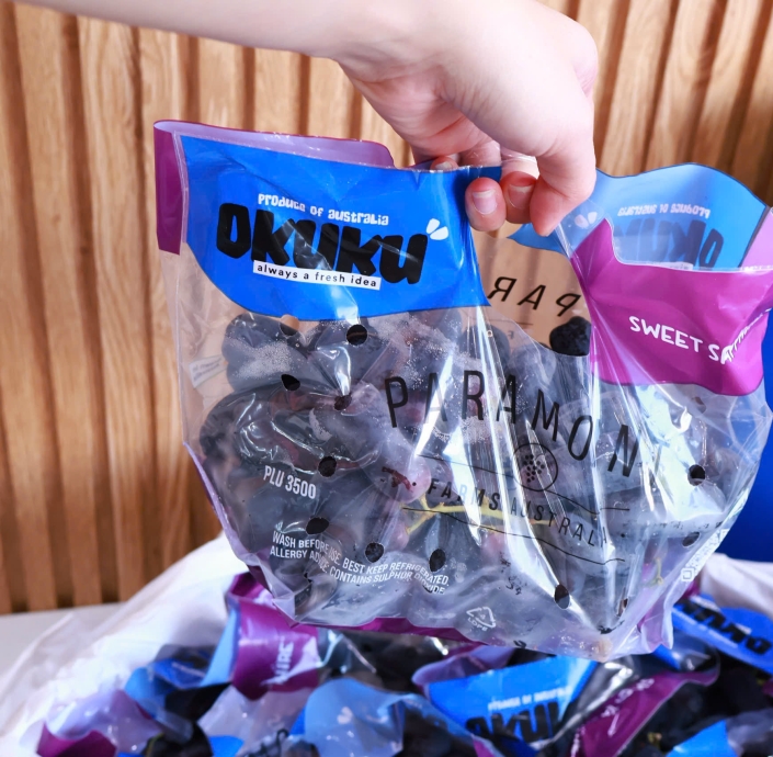 NHO ĐEN NGÓN TAY ÚC 