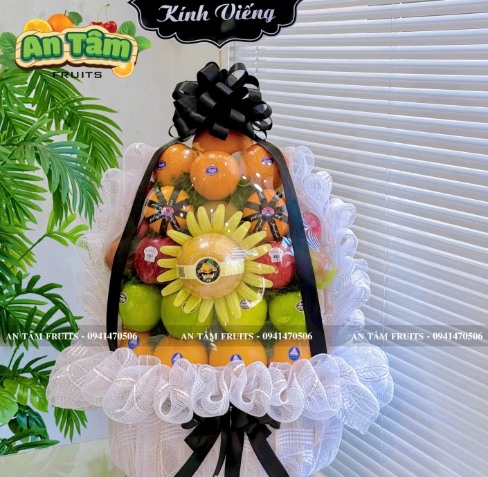 THÁP TRÁI CÂY KÍNH VIẾNG CAO 