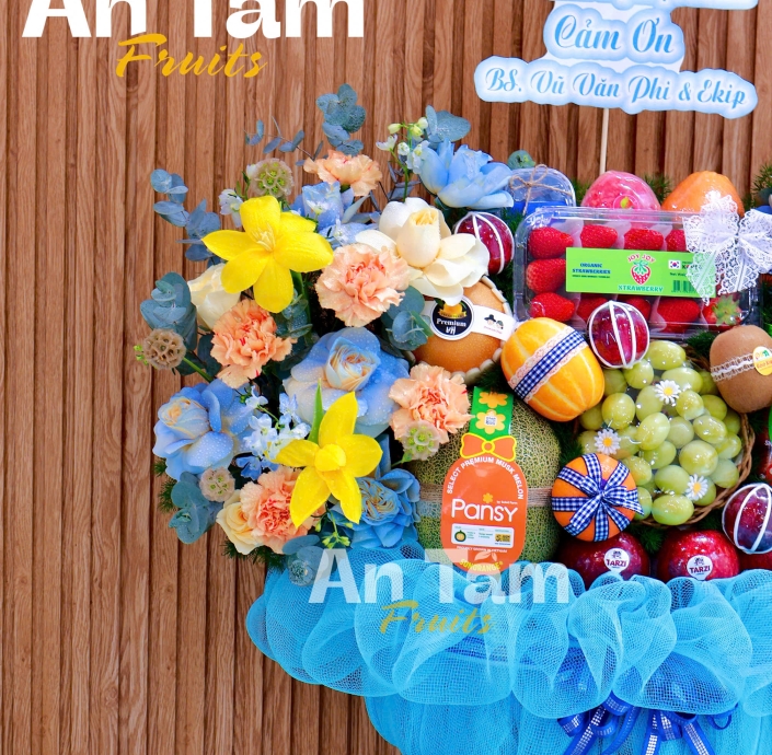 GIỎ TRÁI CÂY PHỐI HOA 2 BÊN HIỆN ĐẠI CẢM ƠN BÁC SĨ