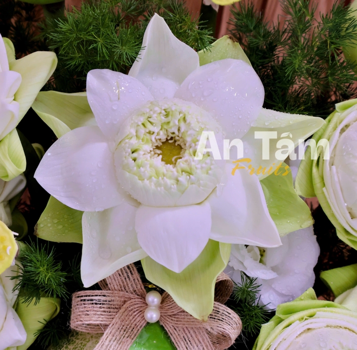 KHAY TRÁI CÂY DÂNG HƯƠNG PHỐI HOA TRANG NGHIÊM