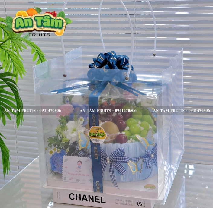 BÁNH KEM TRÁI CÂY PHỐI HOA TONE XANH DƯƠNG CHO NAM 