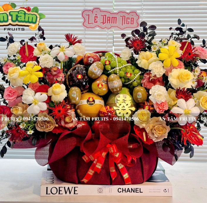 GIỎ DẠM NGỎ HOA TRÁI CÂY TONE ĐỎ SIÊU TO SIÊU NẶNG