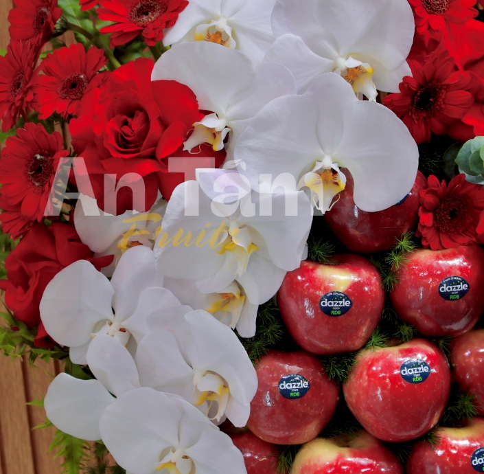 GIỎ TRÁI CÂY HOA KÍNH DÂNG GIỖ TỔ HÙNG VƯƠNG
