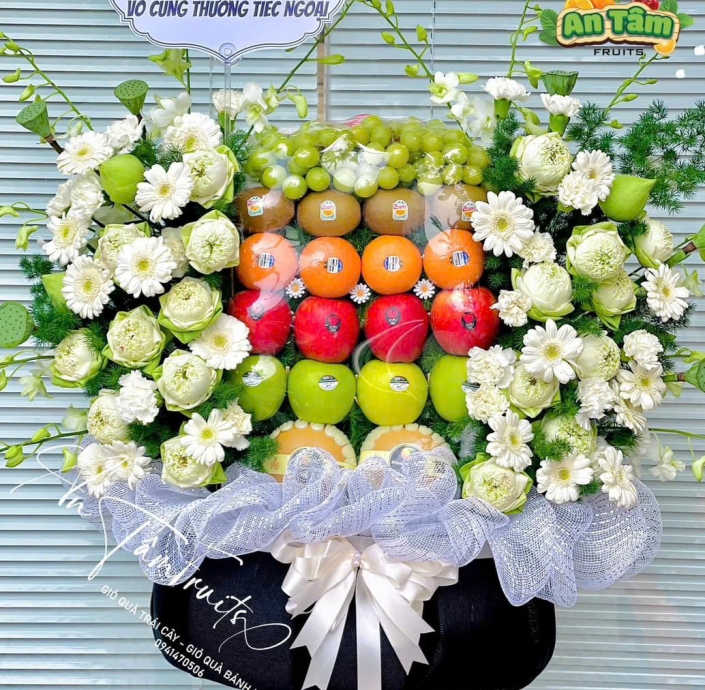 GIỎ TRÁI CÂY FULL TRÁI 2 MẶT SIÊU TO MIX HOA 2 BÊN KÍNH VIẾNG