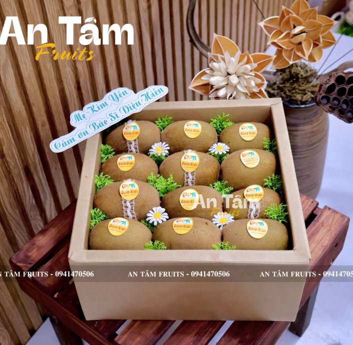 HỘP QUÀ TẶNG 2KG KIWI VÀNG ĐÀI LOAN 