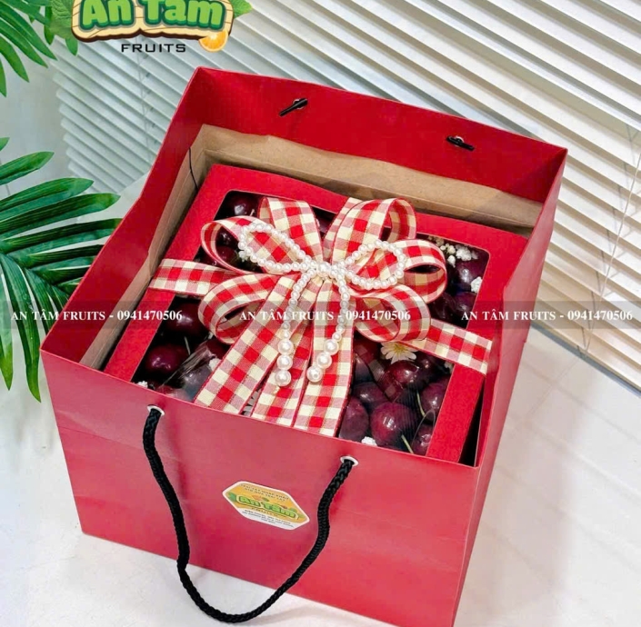 HỘP TRÁI CÂY 2KG CHERRY MỸ BIẾU TẶNG SIÊU SANG