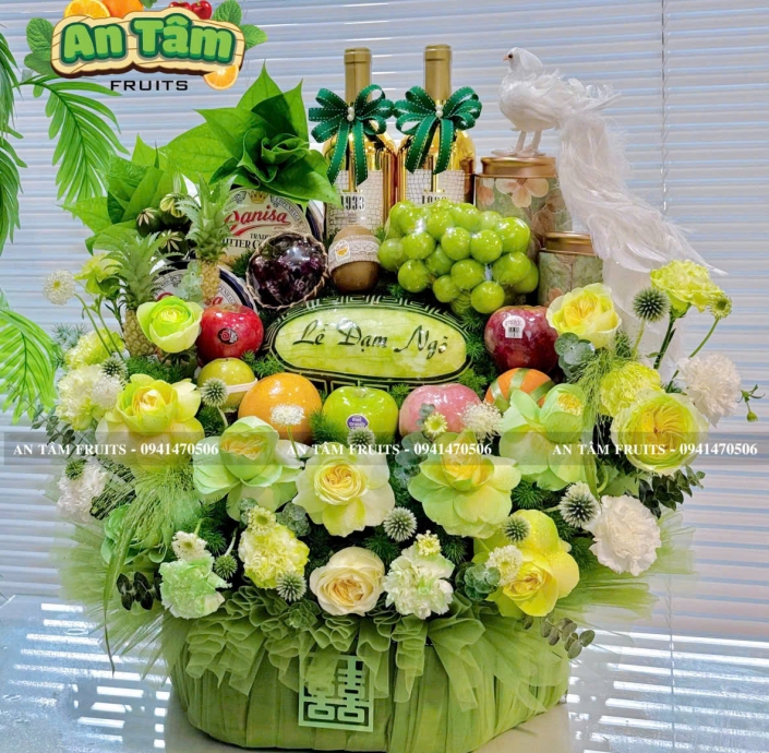 GIỎ TRÁI CÂY DẠM NGÕ TONE XANH LÁ 