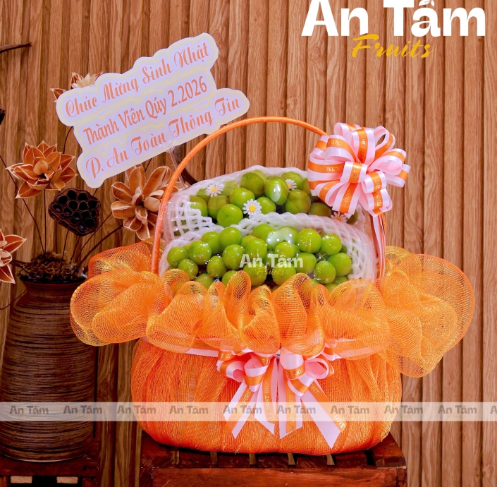 GIỎ TRÁI CÂY TONE CAM 2 CHÙM NHO MẪU ĐƠN 