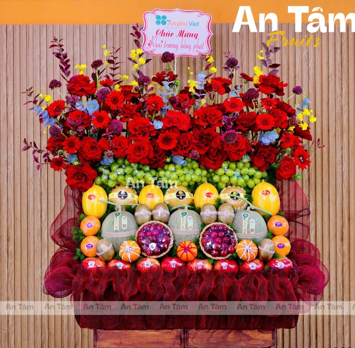 GIỎ TRÁI CÂY SIÊU TO KHỔNG LỒ CHẤT LƯỢNG CHÚC MỪNG KHAI TRƯƠNG 