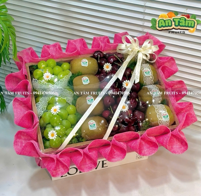 KHAY TRÁI CÂY TONE HỒNG MIX 3 LOẠI TRÁI CHẤT LƯỢNG 