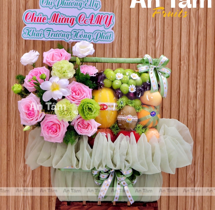 GIỎ TRÁI CÂY PHỐI HOA CHÚC MỪNG KHAI TRƯƠNG TƯƠI MÁT