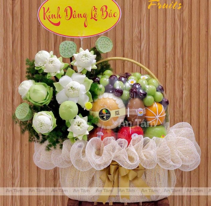 GIỎ TRÁI CÂY KÍNH LỄ PHỐI HOA SEN BESTSELLER 